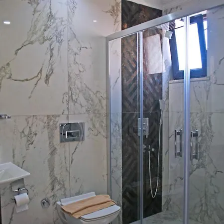 וילה Stone Mansion *