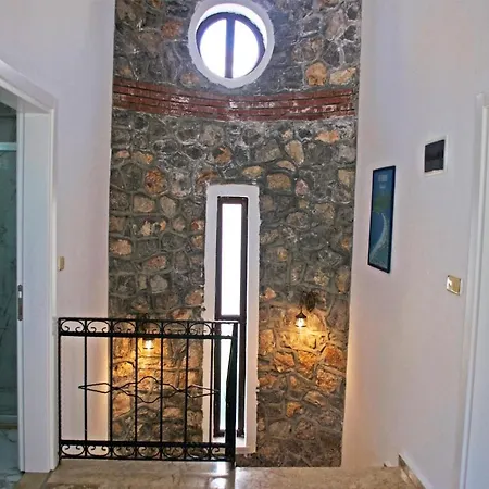 וילה Stone Mansion *